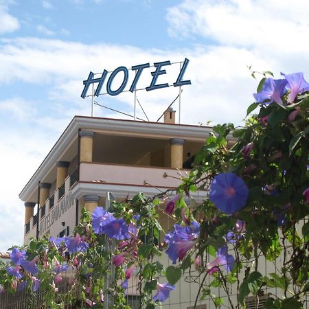 Hotel Baia Marina โอโรเซย ภายนอก รูปภาพ