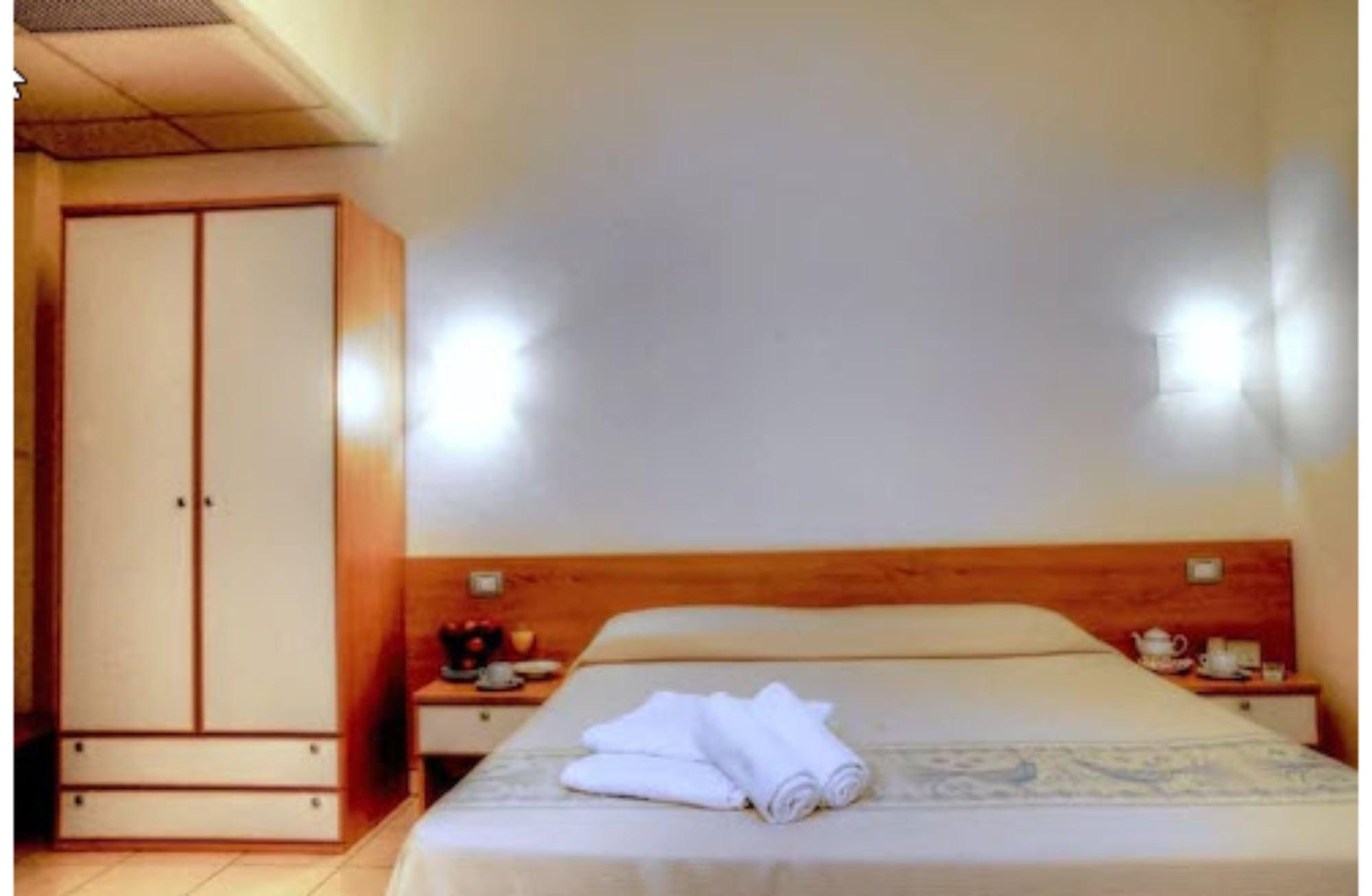Hotel Baia Marina โอโรเซย ภายนอก รูปภาพ