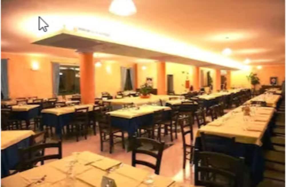 Hotel Baia Marina โอโรเซย ภายนอก รูปภาพ