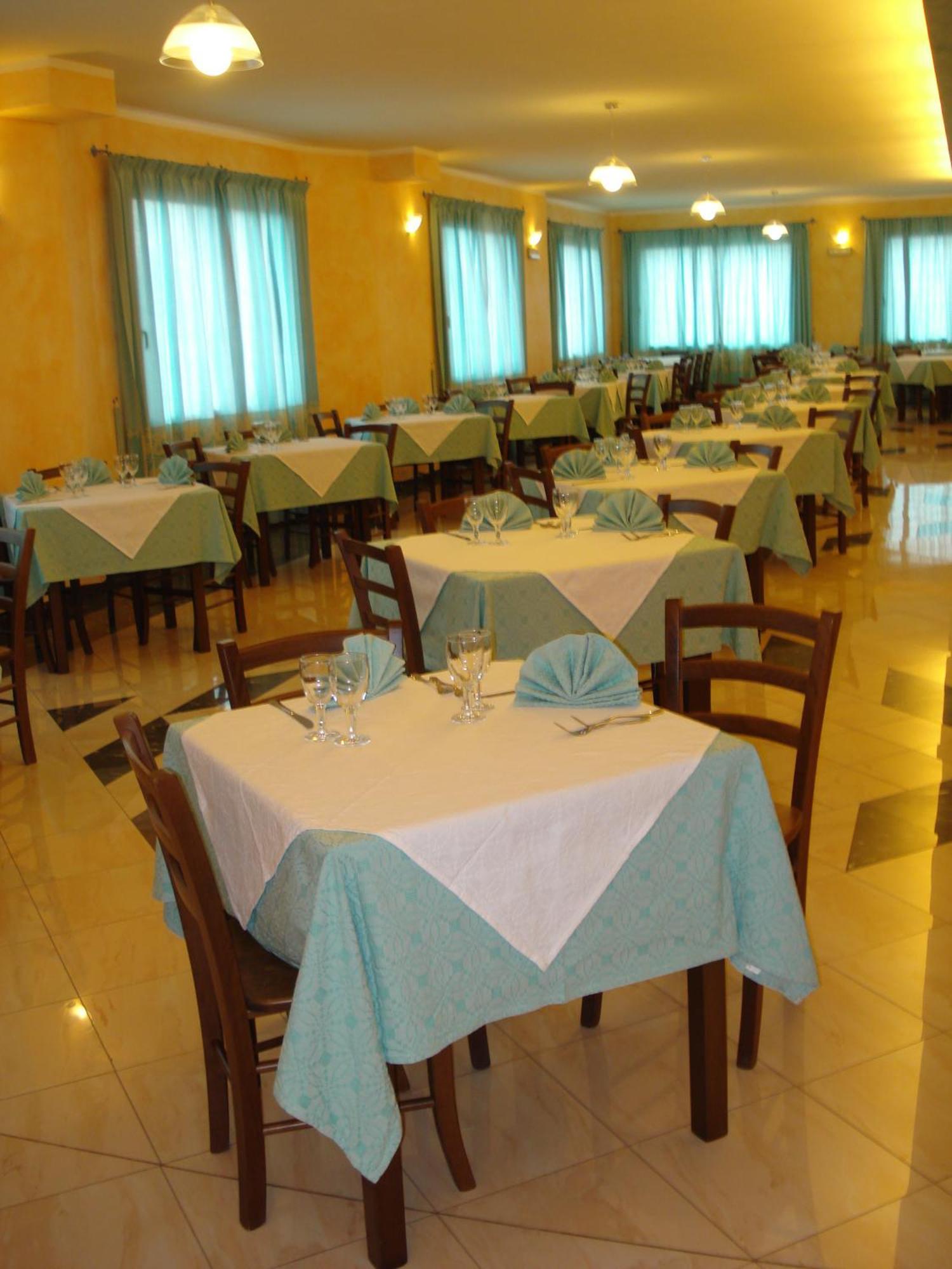 Hotel Baia Marina โอโรเซย ภายนอก รูปภาพ